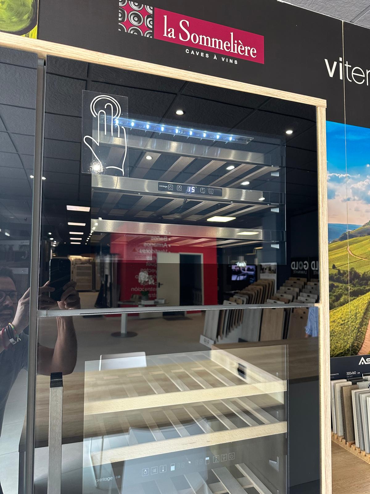 Vinoteca 24 botellas